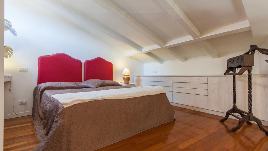Savelli Suites Řím Pokoj fotografie